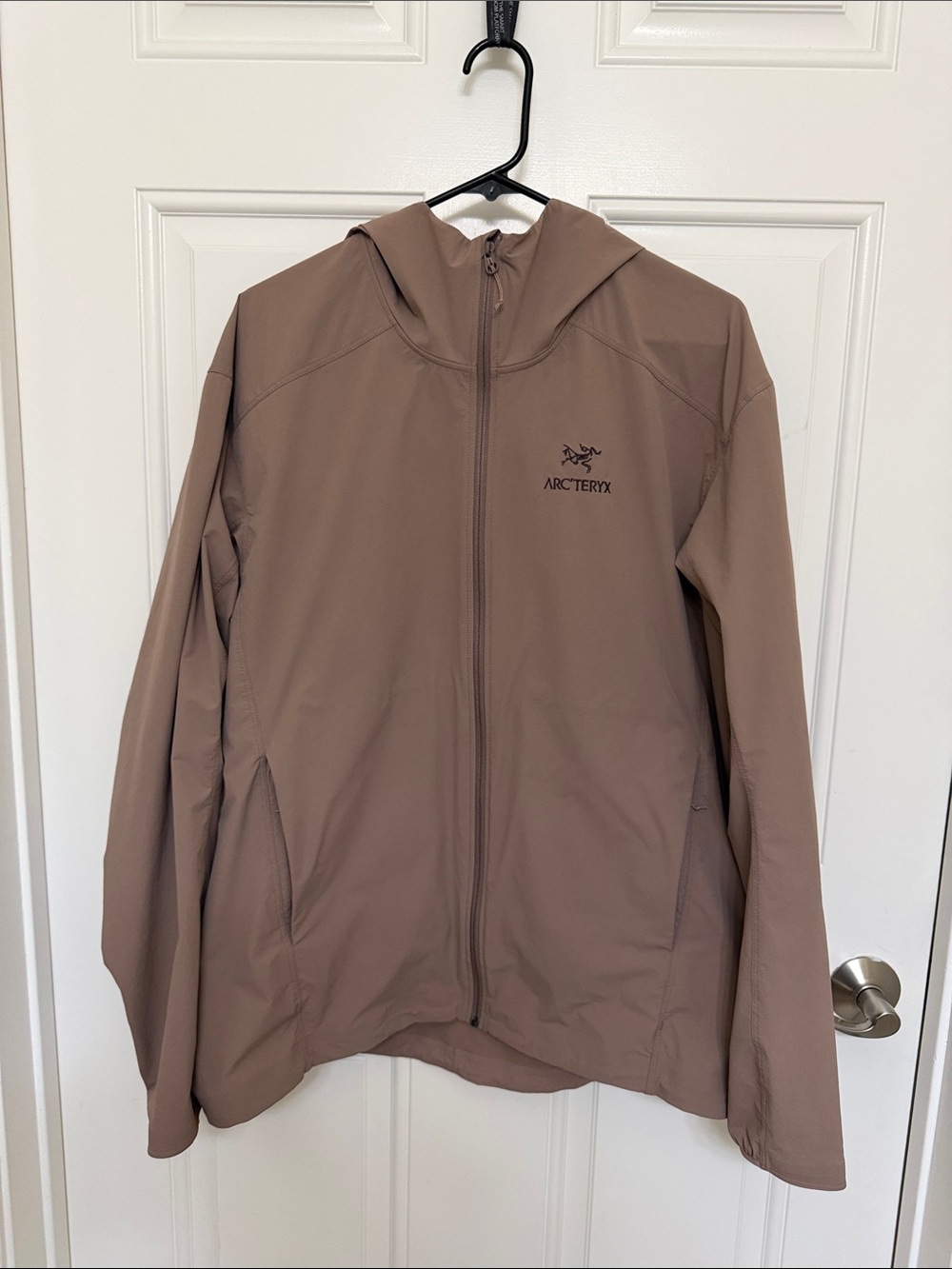 Arc'teryx Mauve/Taupe Lightweight Hooded Performance Jacket